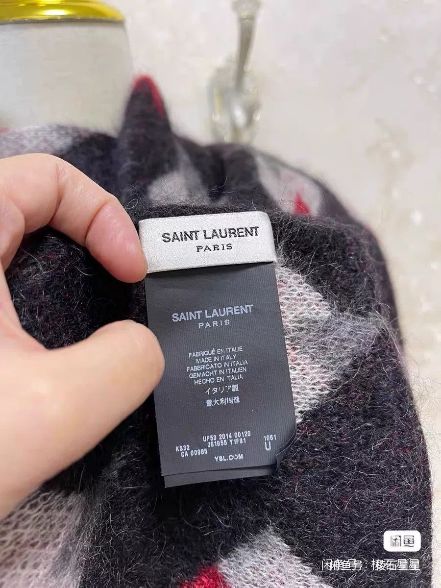 Saint Laurent Paris Saint Laurent Rose Runway Geometric Scarf Size ONE SIZE - 2 Thumbnail