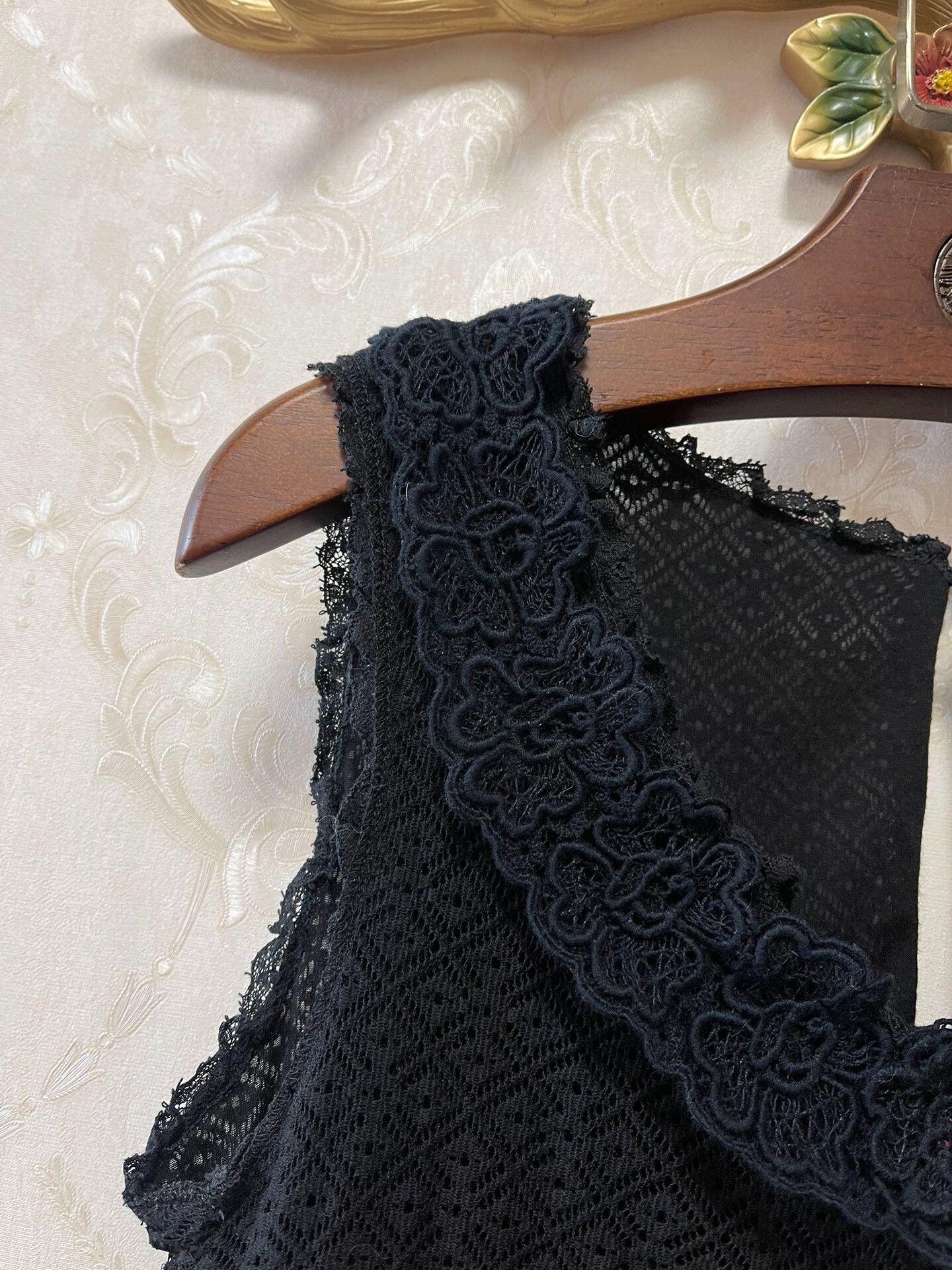 Dolce & Gabbana DG Runway Lace Dress Size M / US 6-8 / IT 42-44 - 5 Thumbnail