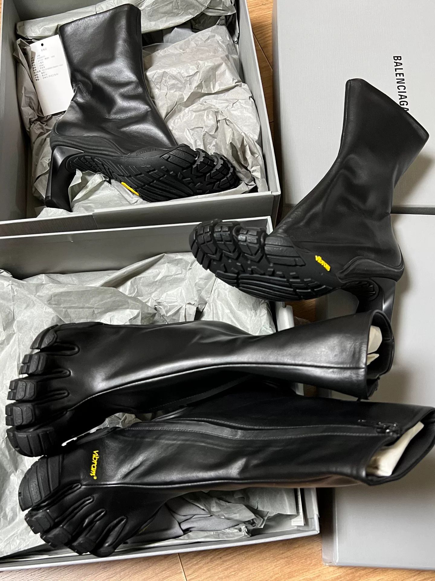 Balenciaga Balenciaga Full Leather Vibram Five-Toe Shoes Size US 5 / IT 35 - 5 Thumbnail