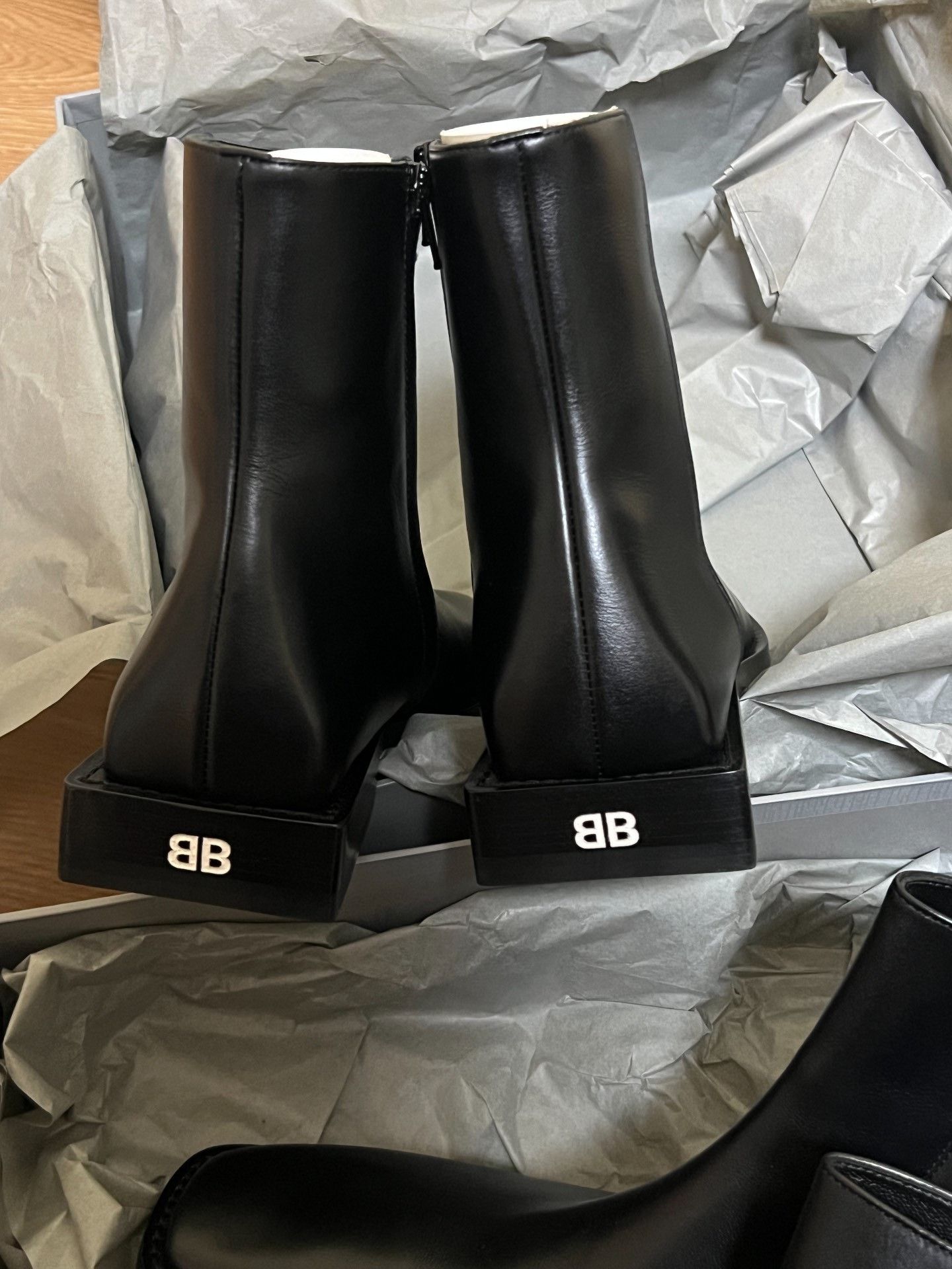 Balenciaga Balenciaga Square Toe Chelsea Boots Size US 6.5 / IT 36.5 - 4 Thumbnail