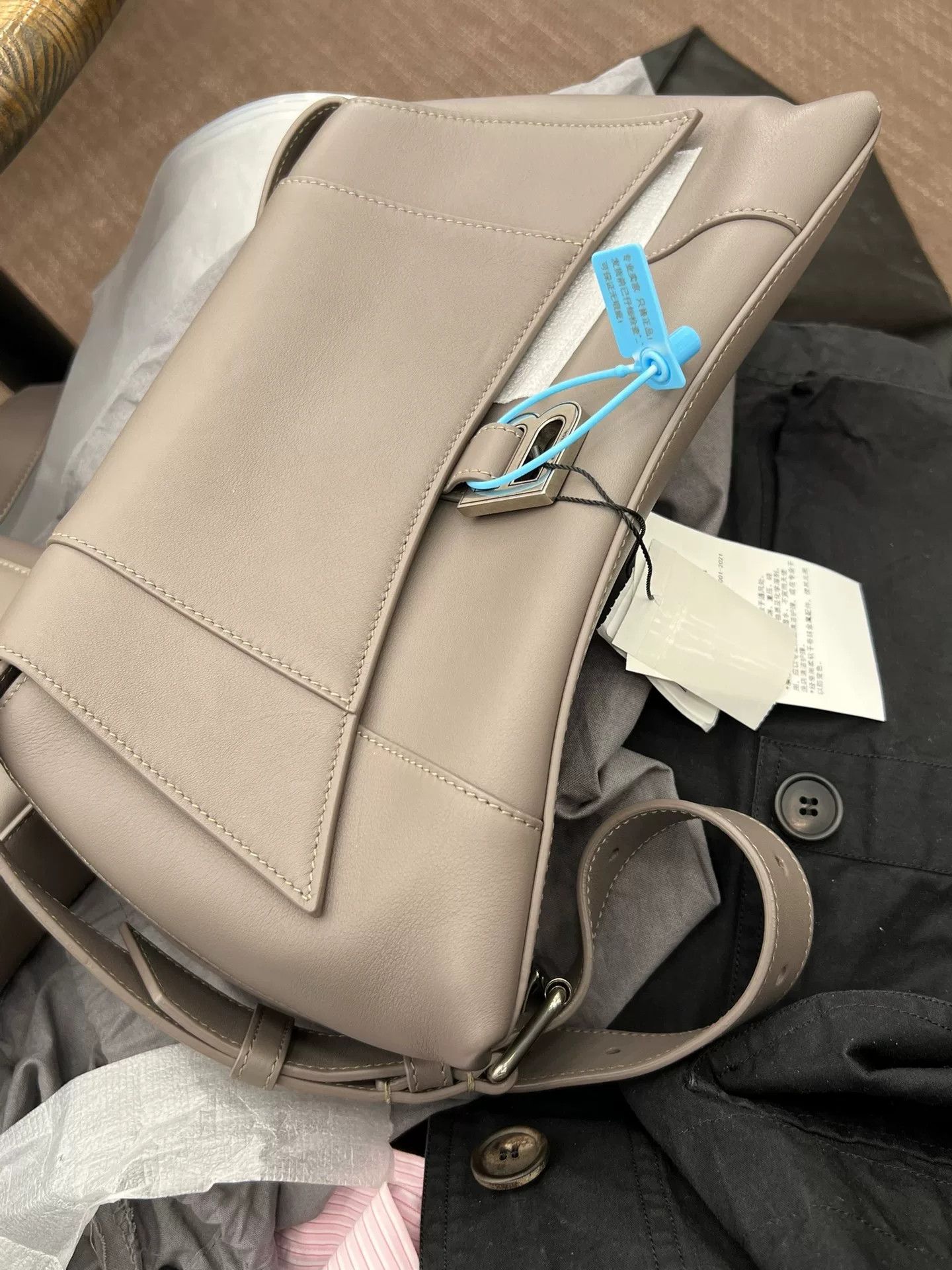 Balenciaga Balenciaga Downtown Hourglass Bag Size ONE SIZE - 6 Thumbnail