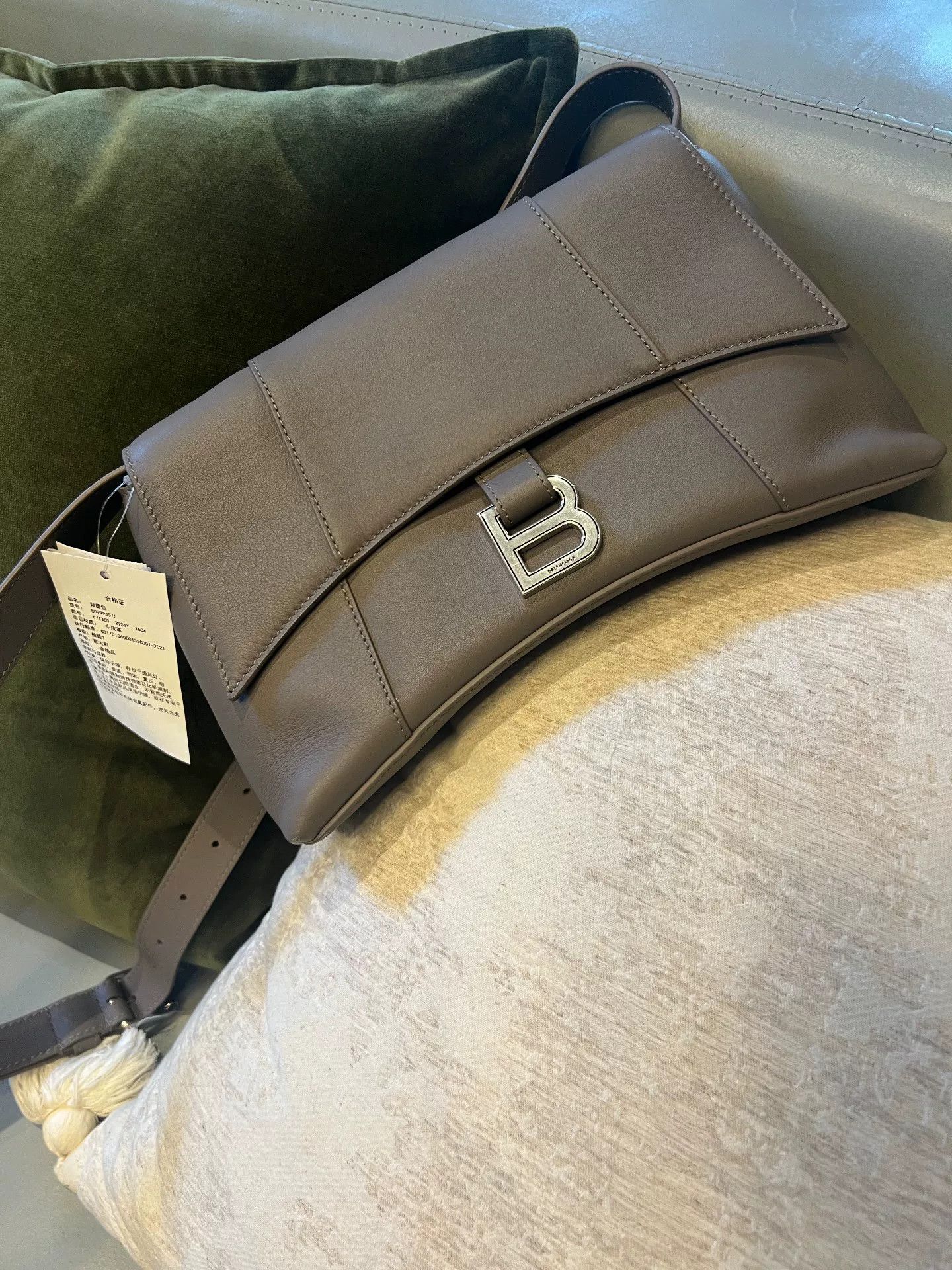 Balenciaga Balenciaga Downtown Hourglass Bag Size ONE SIZE - 2 Thumbnail
