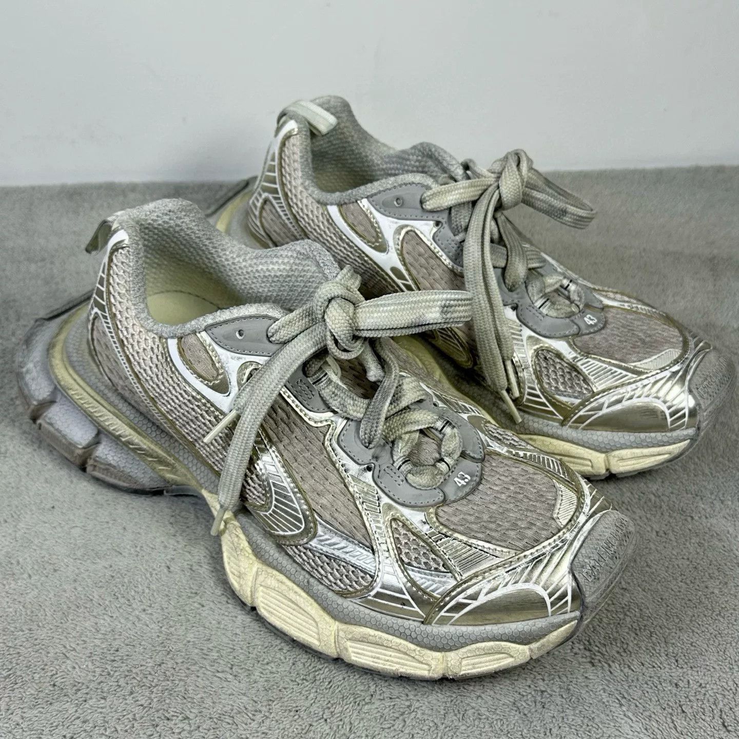 Balenciaga Balenciaga Mesh Beige Lowtop Sneakers XXXL Men Size US 10 / EU 43 - 3 Thumbnail