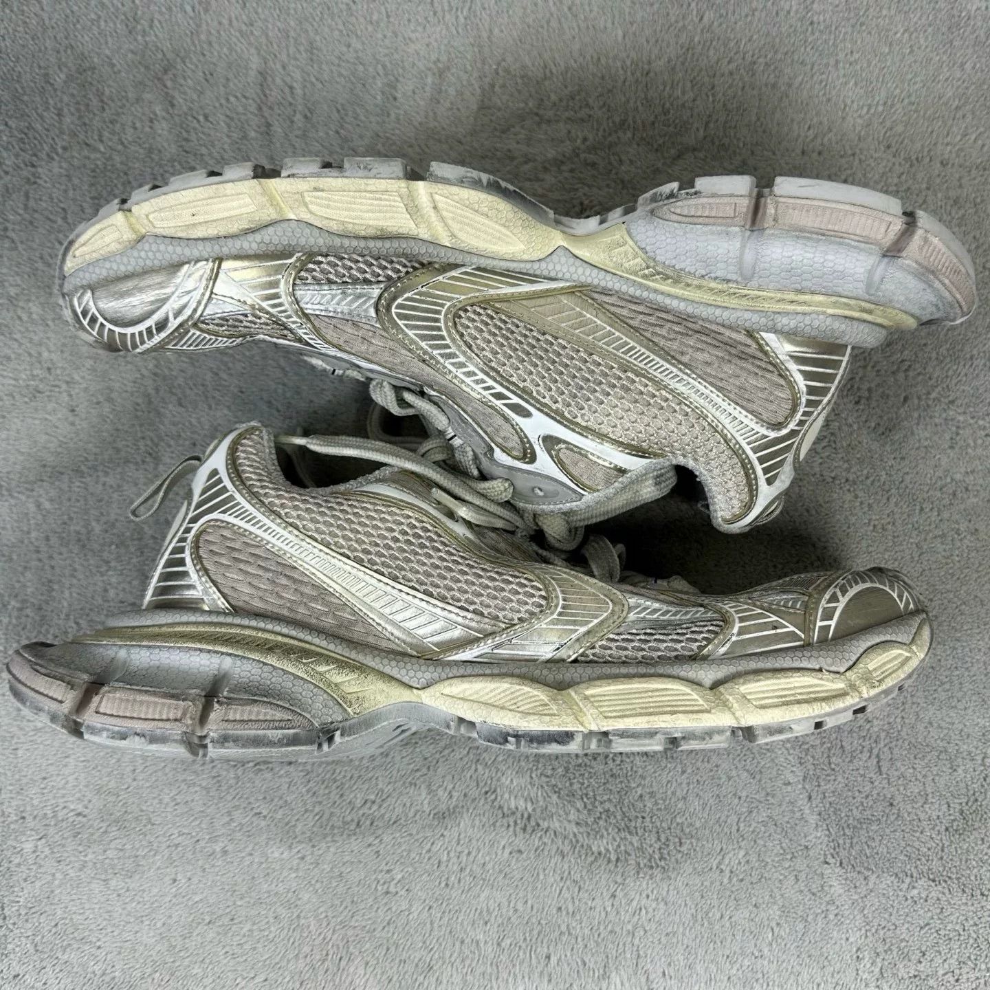 Balenciaga Balenciaga Mesh Beige Lowtop Sneakers XXXL Men Size US 10 / EU 43 - 4 Thumbnail
