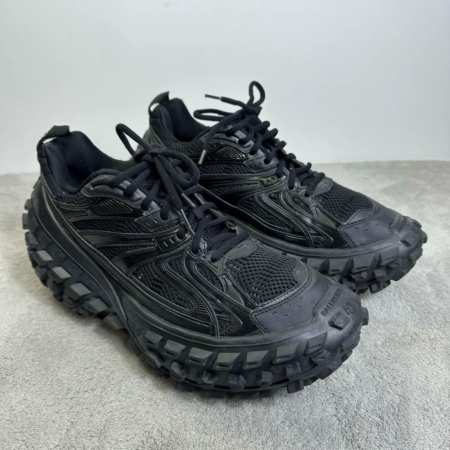 Balenciaga Balenciaga Blue Lowtop Sneakers 43 Men Size US 10 / EU 43 - 3 Thumbnail