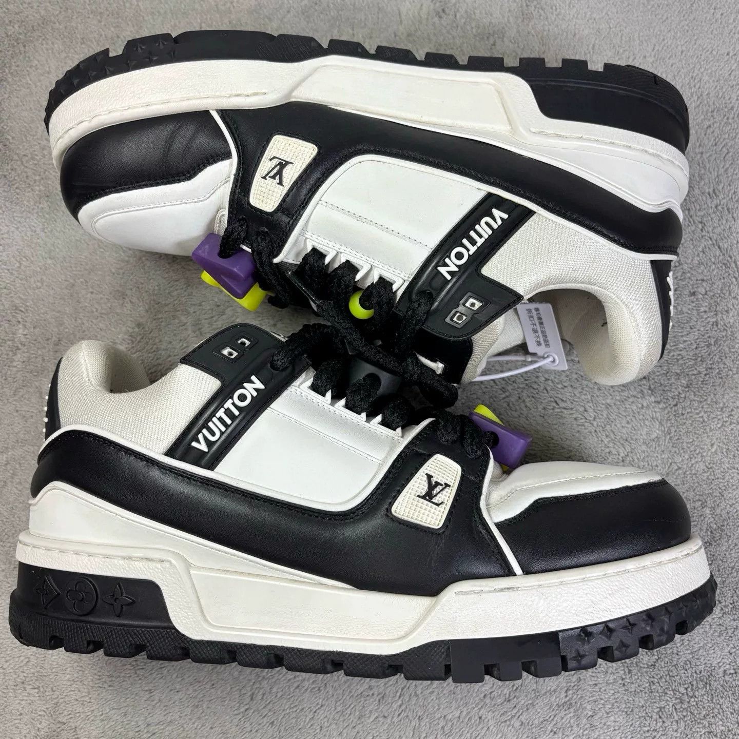 Louis Vuitton Louis Vuitton Training White Lowtop Sneakers 43.5 Men Size US 10.5 / EU 43-44 - 4 Thumbnail