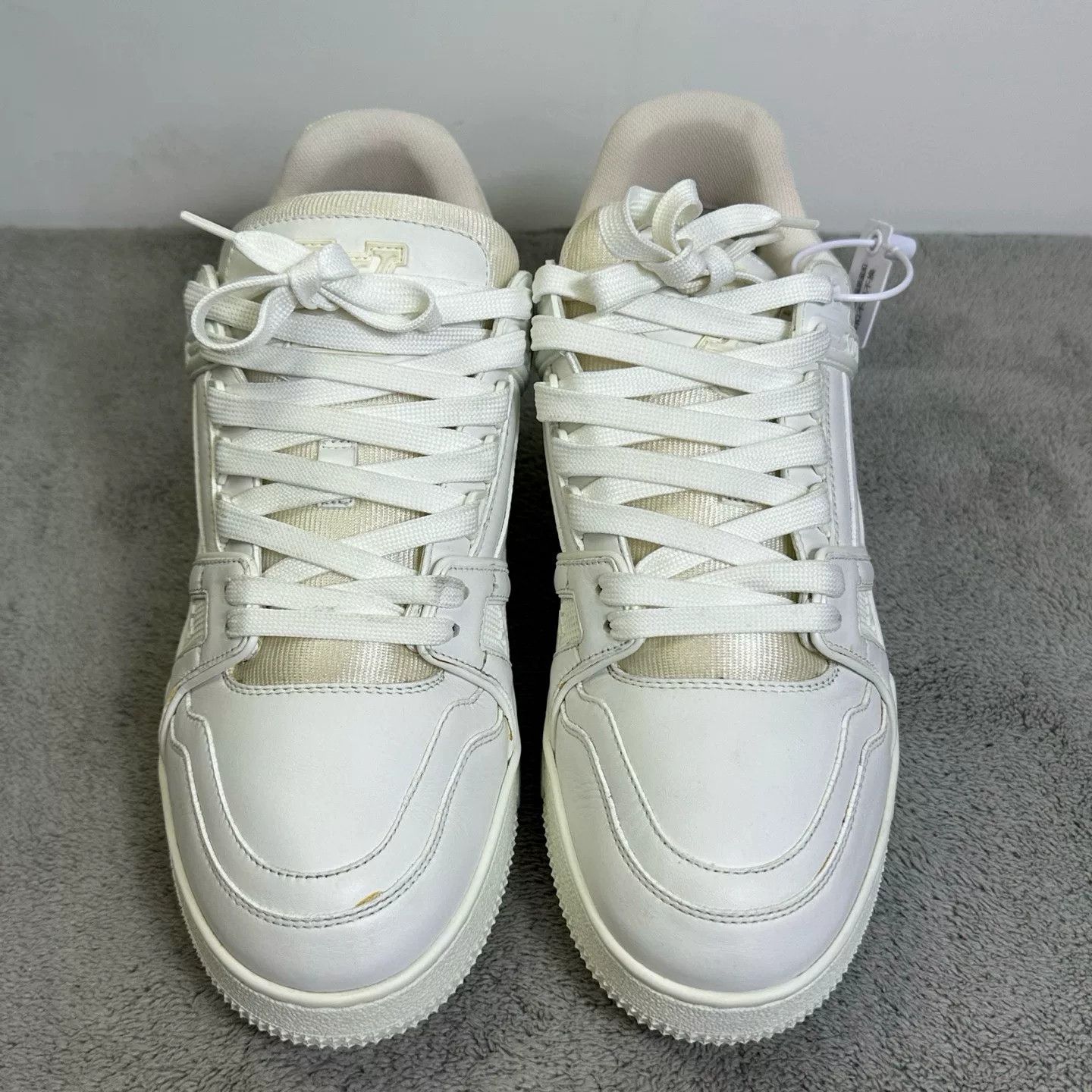 Louis Vuitton Louis Vuitton Training White Lowtop Sneakers 41 Men Size US 8.5 / EU 41-42 - 2 Thumbnail