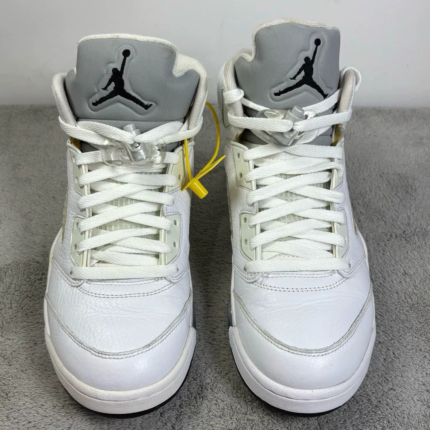 Nike Nike AJ5 Silver Lowtop Sneakers 42.5 Men Size US 9.5 / EU 42-43 - 2 Thumbnail