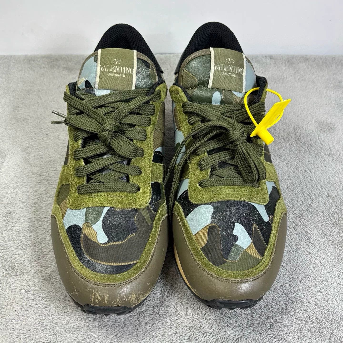 Valentino Valentino Camo Lowtop Sneakers 42 Men Size US 9 / EU 42 - 2 Thumbnail