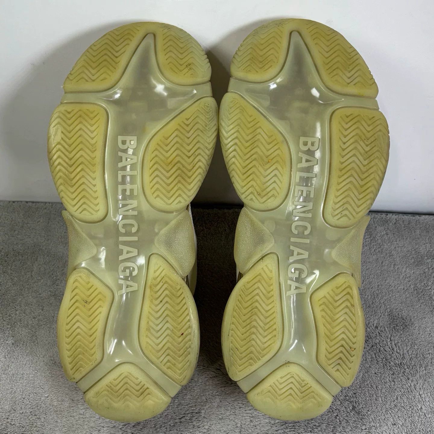 Balenciaga Balenciaga Clear Beige Lowtop Sneakers S Men Size US 10 / EU 43 - 5 Thumbnail