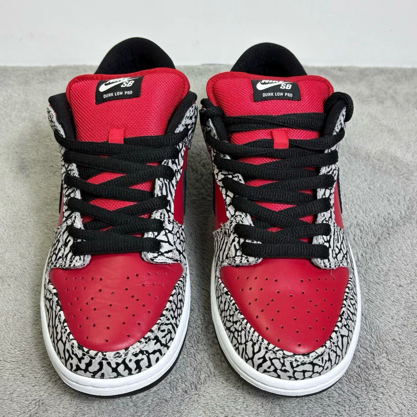 Supreme Supreme DUNK Red Lowtop Sneakers 43 Men Size US 10 / EU 43 - 2 Thumbnail