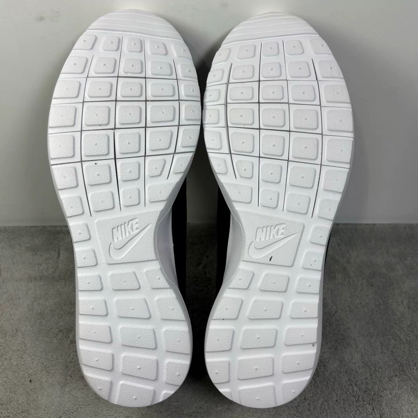 Nike Nike Black Lowtop Sneakers 43 Men Size US 10 / EU 43 - 5 Thumbnail