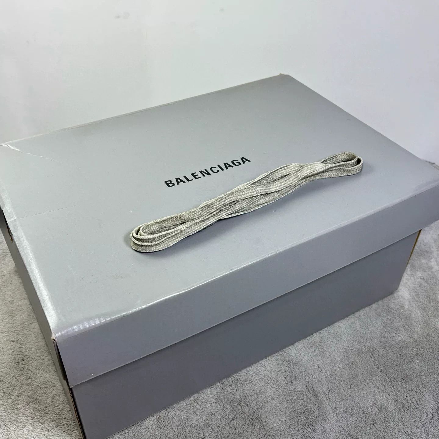 Balenciaga Balenciaga Mesh Beige Lowtop Sneakers XXXL Men Size US 10 / EU 43 - 8 Thumbnail