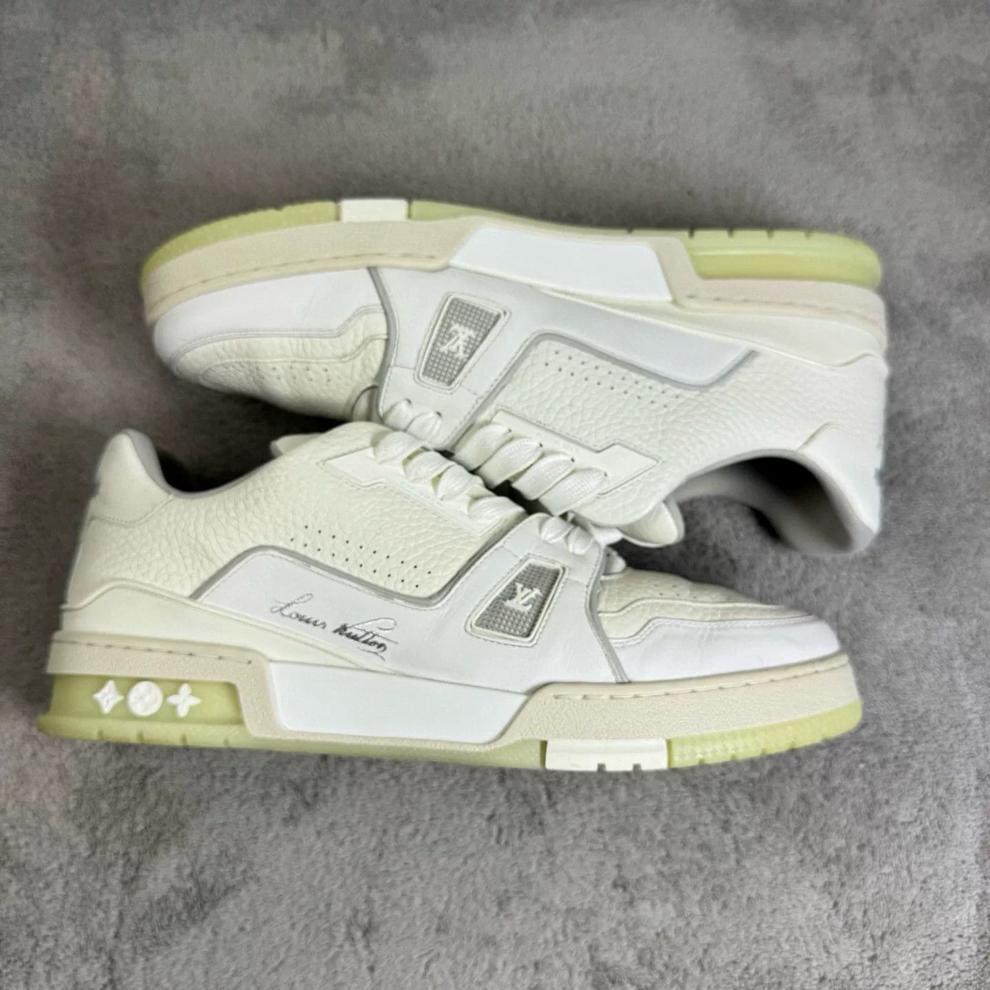 Louis Vuitton Louis Vuitton Training White Lowtop Sneakers 42 Men Size US 9 / EU 42 - 4 Thumbnail