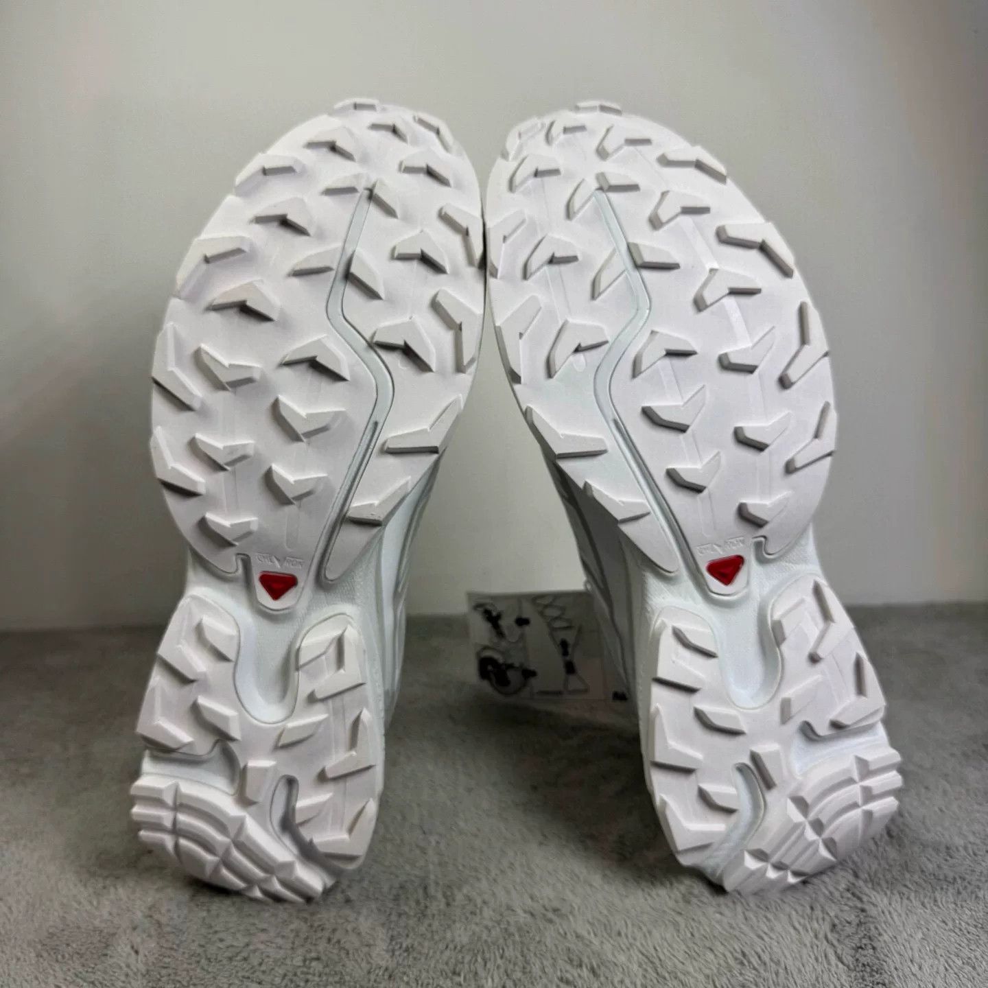 Salomon Salomon White Hoodie 44 Men Size US L / EU 52-54 / 3 - 5 Thumbnail