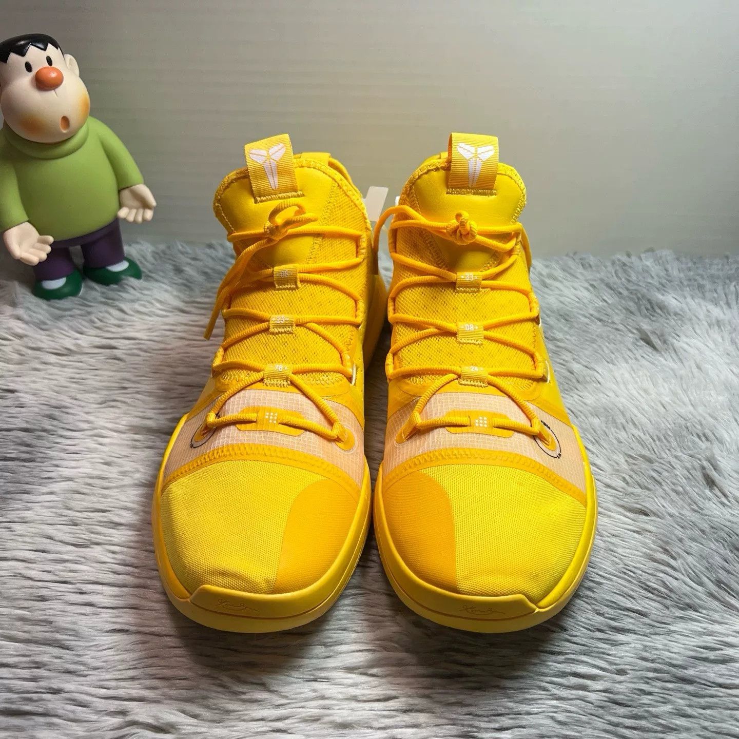 Nike Nike Yellow Lowtop Sneakers 50 Men Size US 14 / EU 47 - 2 Thumbnail