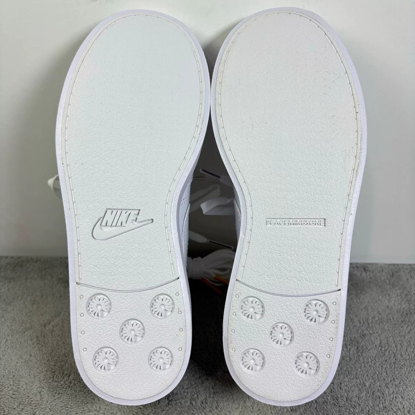 Nike Nike White Lowtop Sneakers 36 Men Size US 5 / EU 37 - 5 Thumbnail