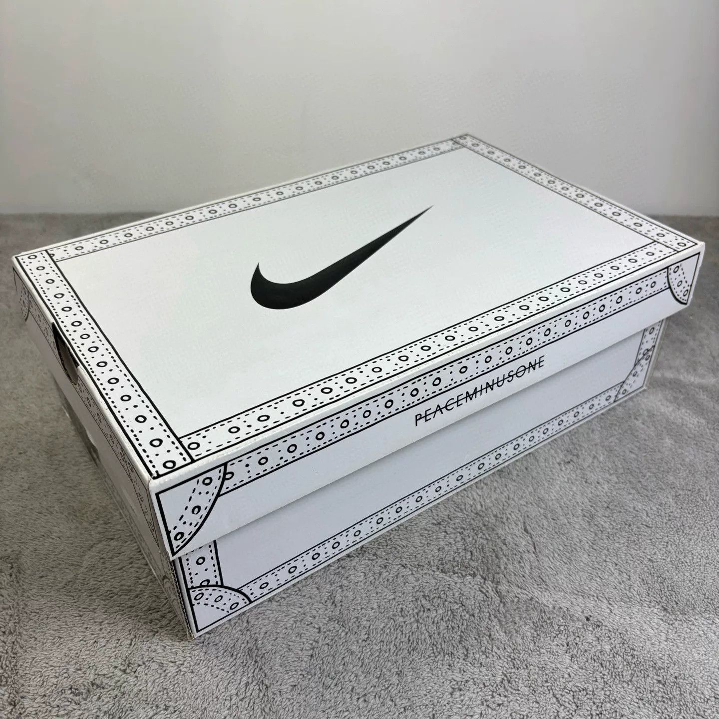 Nike Nike White Lowtop Sneakers 36 Men Size US 5 / EU 37 - 8 Thumbnail
