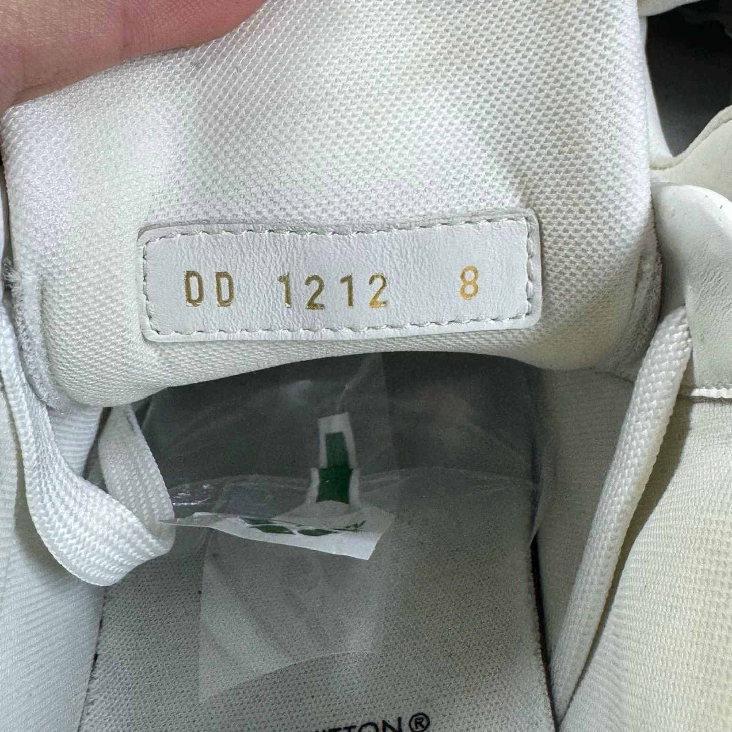 Louis Vuitton Louis Vuitton White Lowtop Sneakers 42 Men Size US 9 / EU 42 - 7 Thumbnail