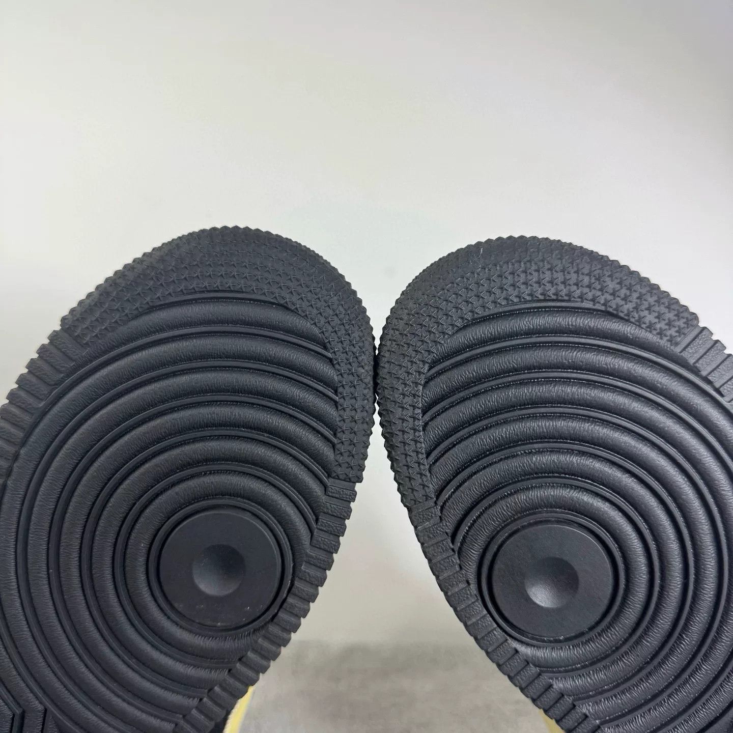 Off-White Off-White Black Lowtop Sneakers 44 Men Size US 10.5 / EU 43-44 - 5 Thumbnail