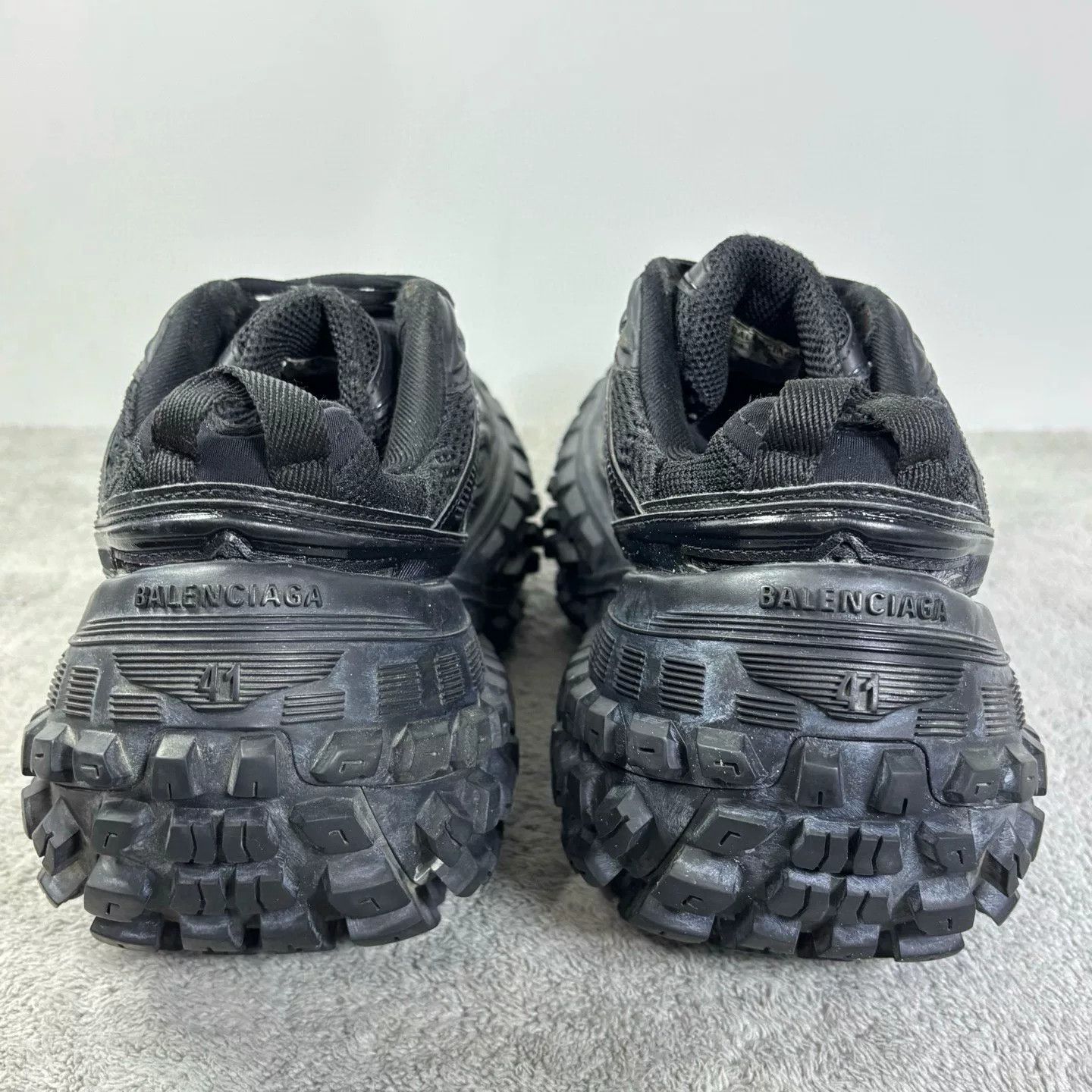 Balenciaga Balenciaga Distressed Blue Lowtop Sneakers 41 Men Size US 8.5 / EU 41-42 - 6 Thumbnail
