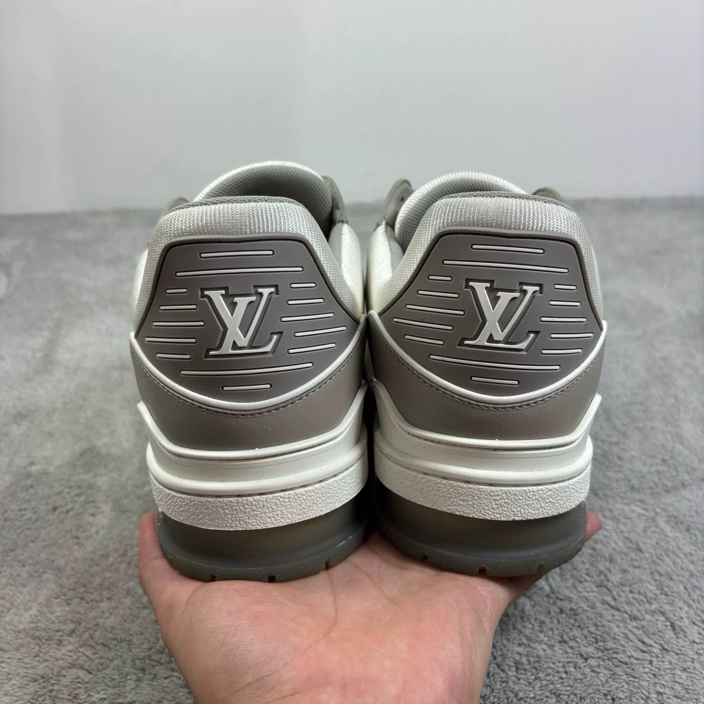 Louis Vuitton Louis Vuitton Training Printed White Lowtop Sneakers 43 Men Size US 10 / EU 43 - 7 Thumbnail