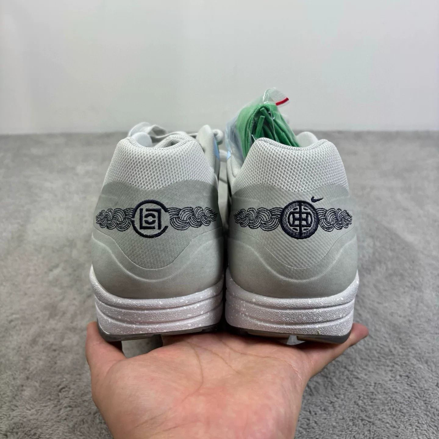 Nike Nike MAX 1 Gray Lowtop Sneakers 44 Men Size US 10.5 / EU 43-44 - 6 Thumbnail