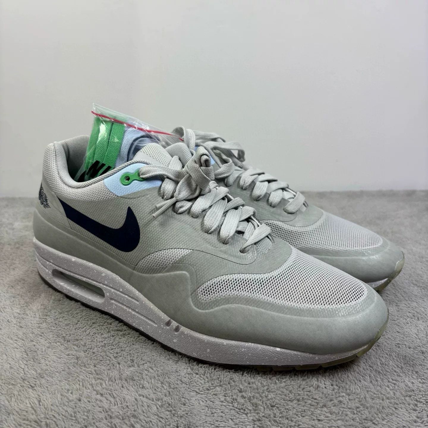 Nike Nike MAX 1 Gray Lowtop Sneakers 44 Men Size US 10.5 / EU 43-44 - 3 Thumbnail