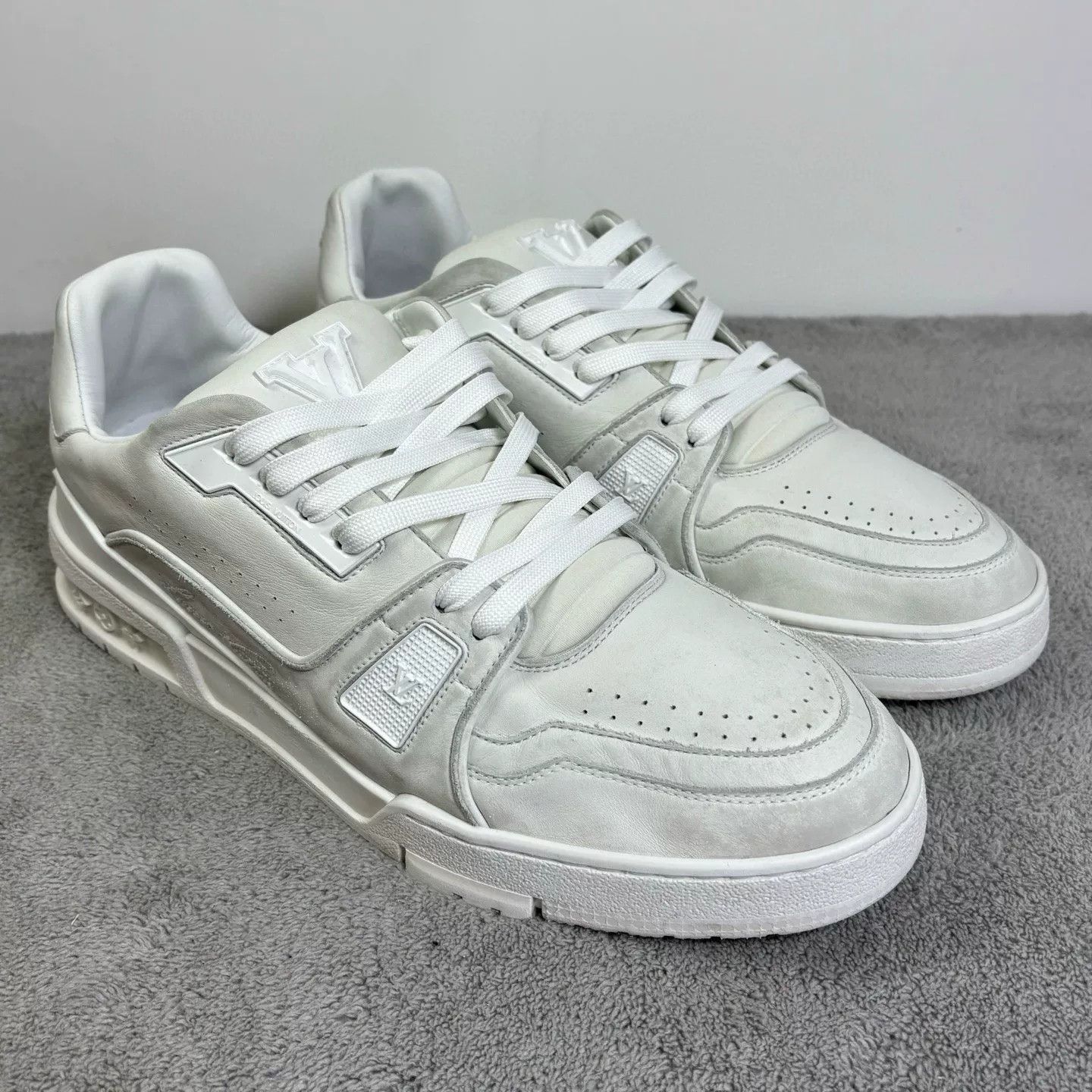 Louis Vuitton Louis Vuitton Training White Lowtop Sneakers 43 Men Size US 10 / EU 43 - 3 Thumbnail