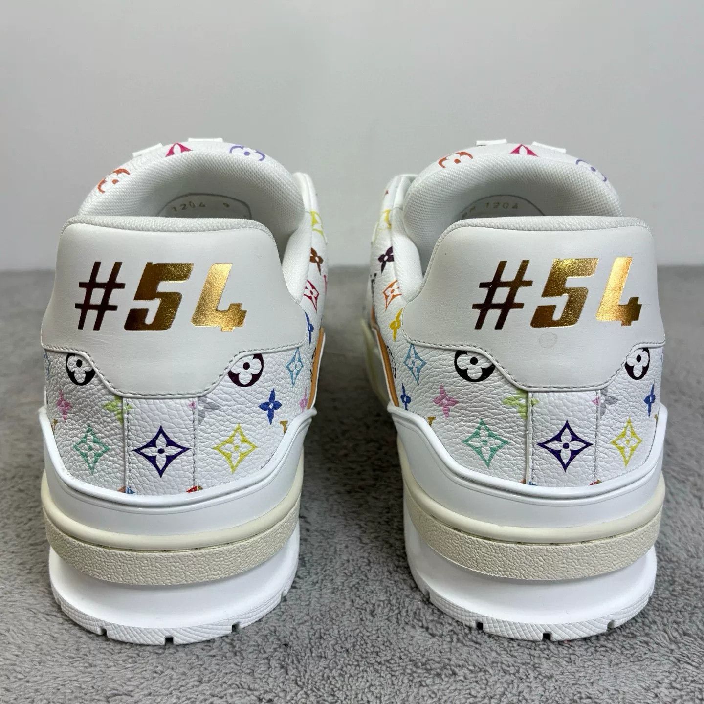 Louis Vuitton Louis Vuitton White Lowtop Sneakers 44 Men Size US 10.5 / EU 43-44 - 6 Thumbnail