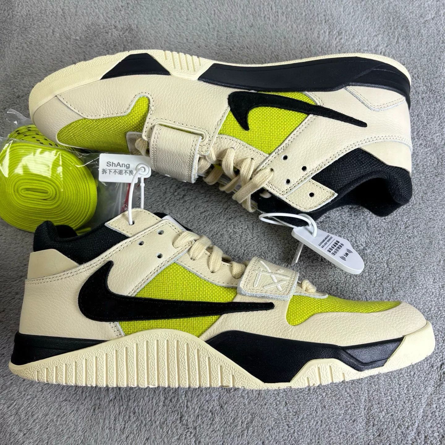 Nike Nike Yellow Lowtop Sneakers 44.5 Men Size US 11 / EU 44 - 4 Thumbnail