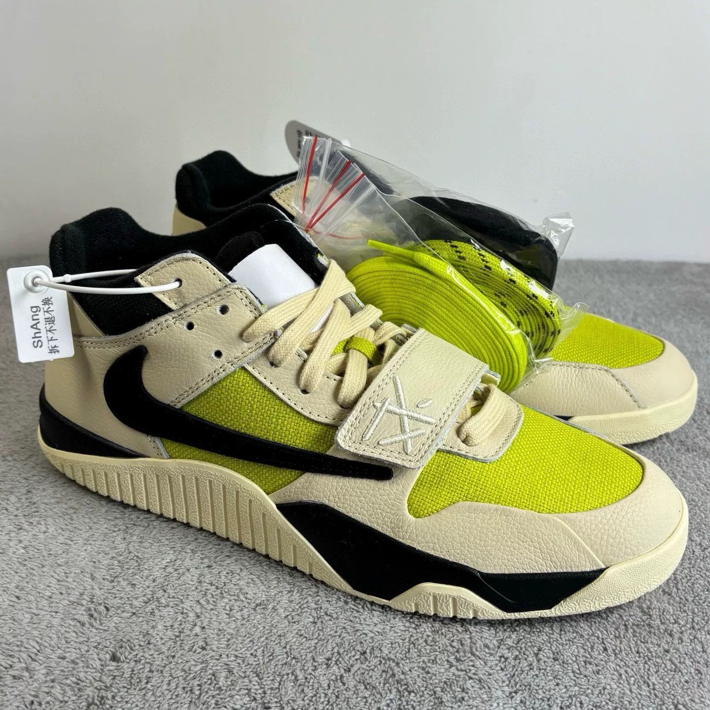 Nike Nike Yellow Lowtop Sneakers 44.5 Men Size US 11 / EU 44 - 3 Thumbnail