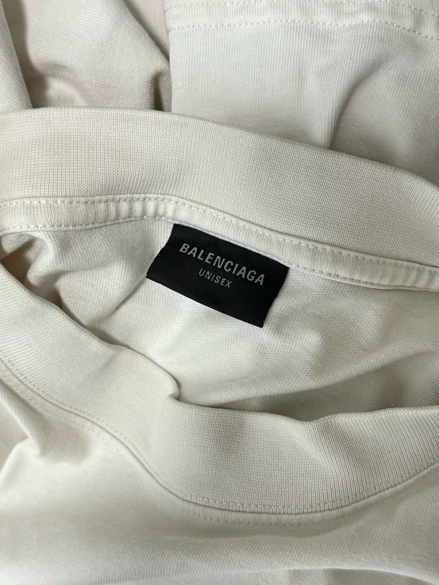 Balenciaga Balenciaga Printed White T-Shirt M Men Size US M / EU 48-50 / 2 - 5 Thumbnail