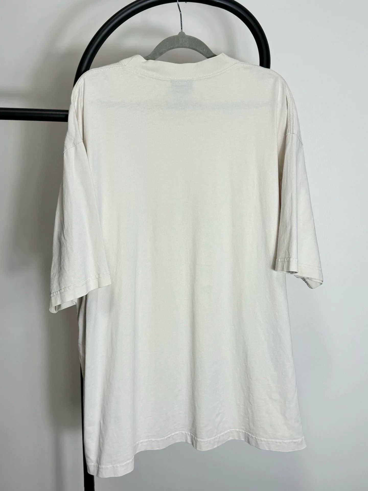Balenciaga Balenciaga Printed White T-Shirt M Men Size US M / EU 48-50 / 2 - 3 Thumbnail