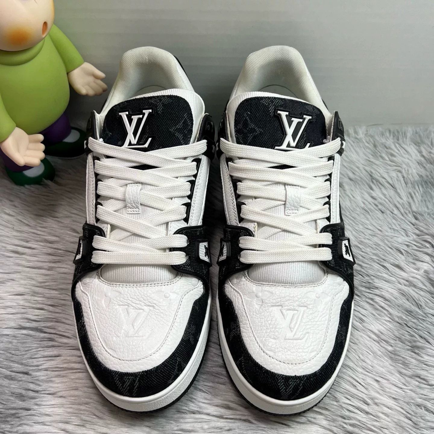 Louis Vuitton Louis Vuitton Training Denim Black Lowtop Sneakers 41 Men Size US 8.5 / EU 41-42 - 2 Thumbnail