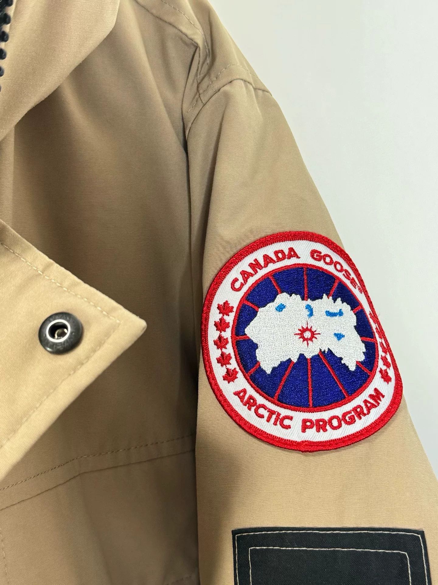 Canada Goose Canada Goose Yellow Heavy Coat L Men Size US L / EU 52-54 / 3 - 5 Thumbnail