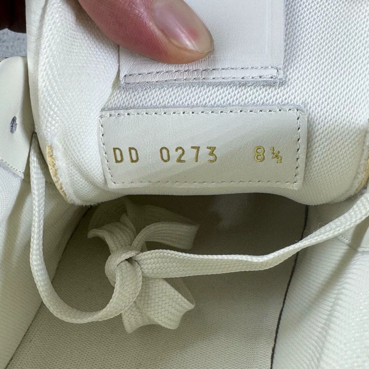 Louis Vuitton Louis Vuitton Training Gold Lowtop Sneakers 42 Men Size US 9 / EU 42 - 8 Thumbnail