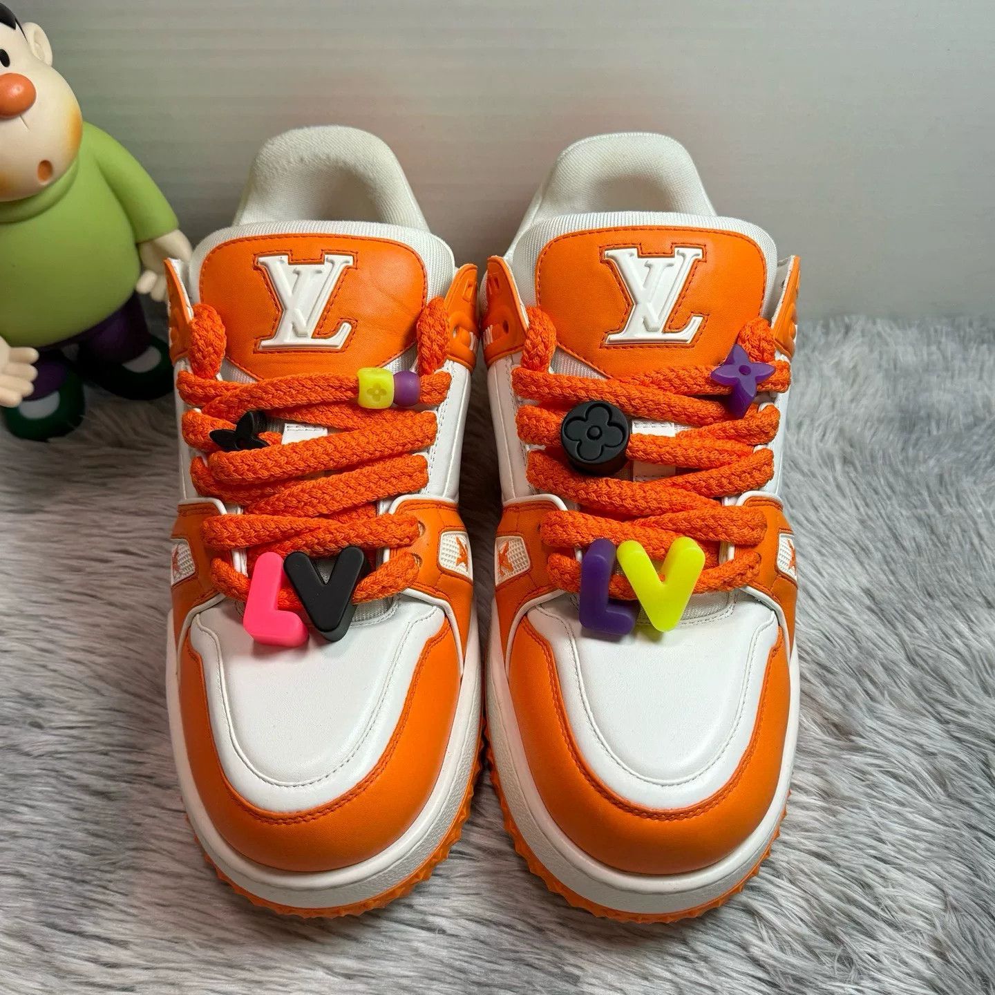Louis Vuitton Louis Vuitton Training White Lowtop Sneakers 44 Men Size US 10.5 / EU 43-44 - 2 Thumbnail