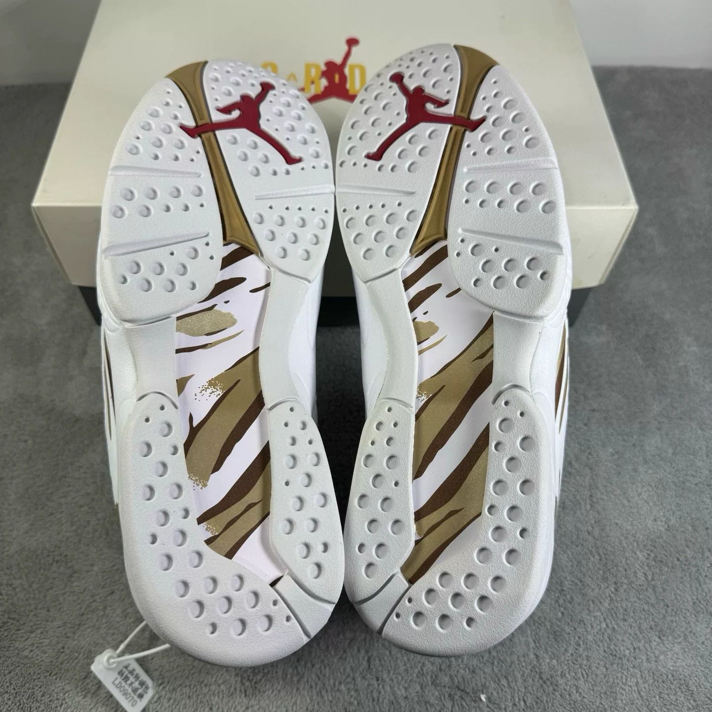 Nike Nike Retro White Lowtop Sneakers 44 Men Size US 10.5 / EU 43-44 - 5 Thumbnail