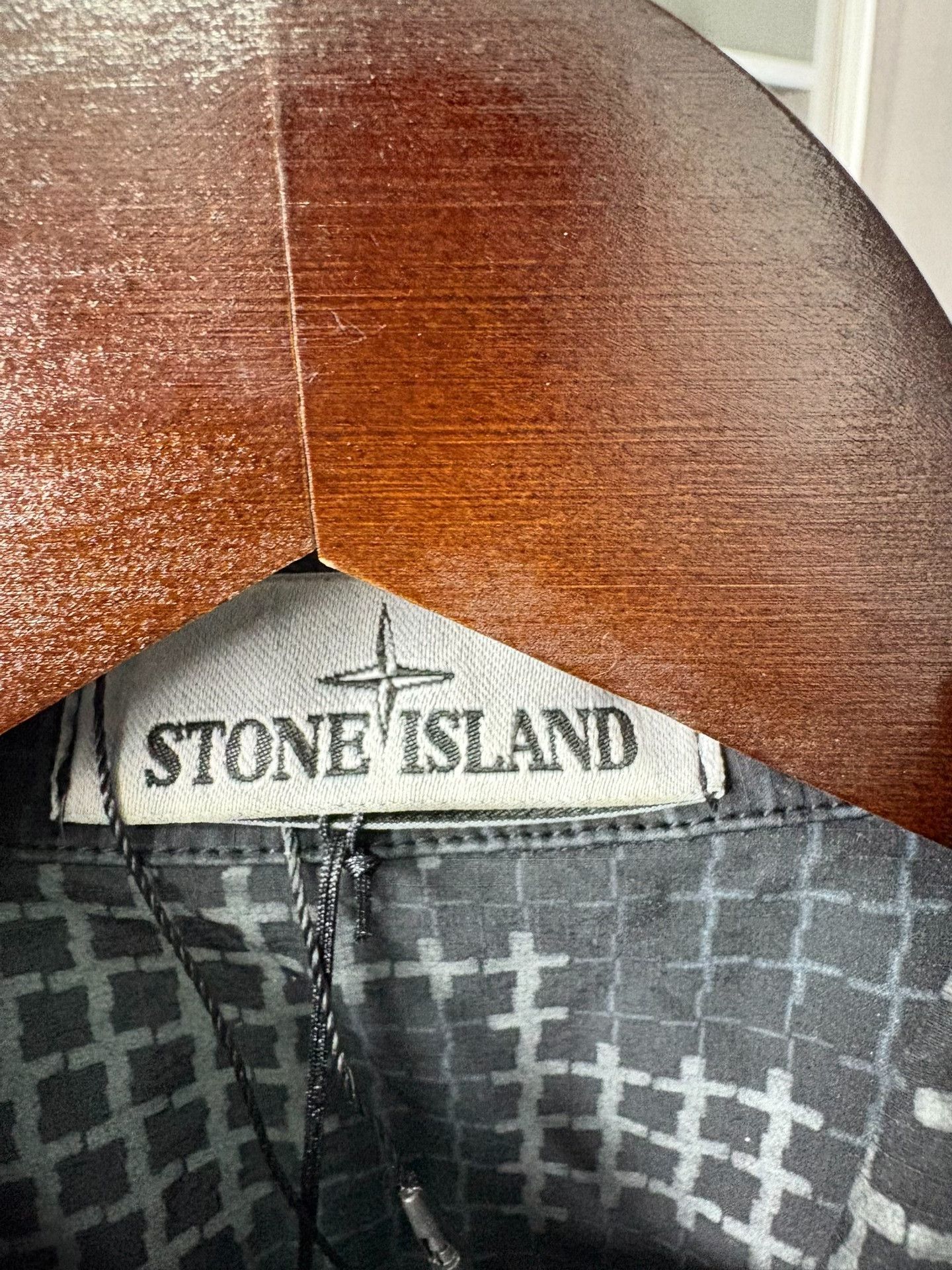Stone Island Stone Island Printed Black Light Jacket S Men Size US S / EU 44-46 / 1 - 2 Thumbnail