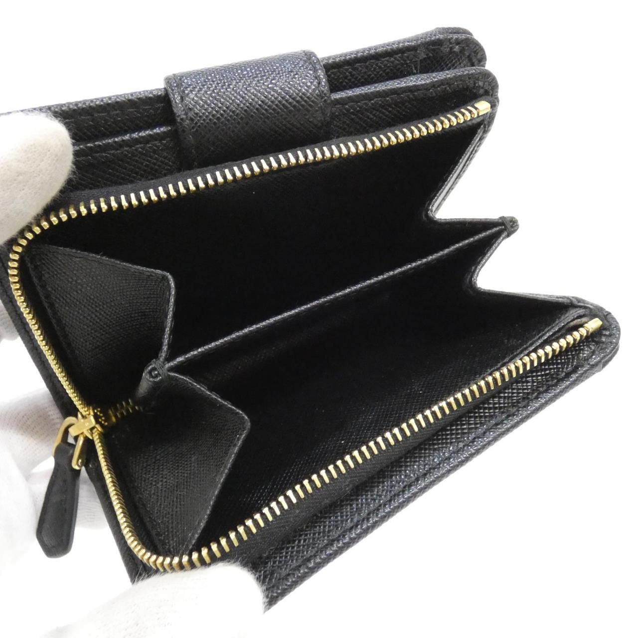 Prada Prada Prada Saffiano Metal Oro Wallet Leather Short Wallet 1ML018 DUTY FREE for USA Size ONE SIZE - 6 Thumbnail