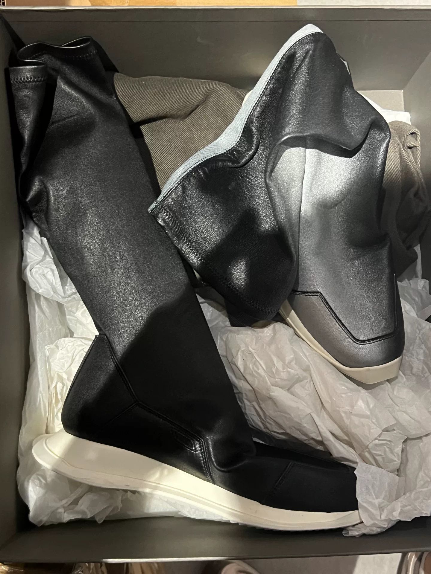 Rick Owens Rick Owens Main Line Gradient Black Silver Tank Boots Size US 5 / IT 35 - 2 Thumbnail
