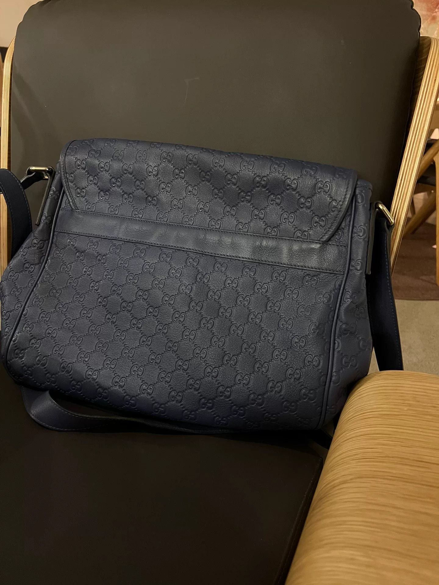 Gucci Gucci GG Logo Embossed Leather Flap Crossbody Bag Size ONE SIZE - 3 Thumbnail