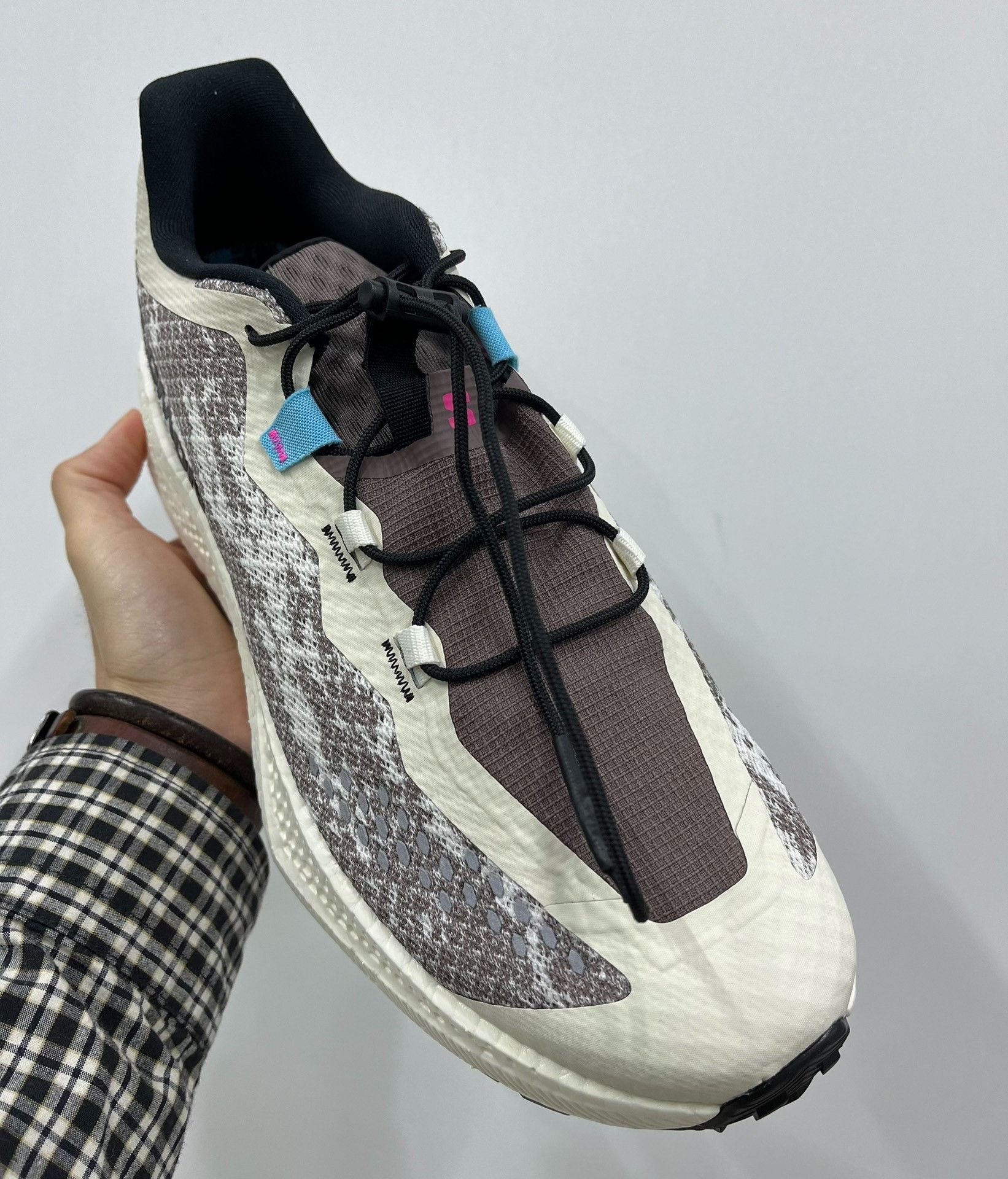 Salomon Salomon Aero Glide 4 GRVL Size US 9.5 / EU 42-43 - 3 Thumbnail