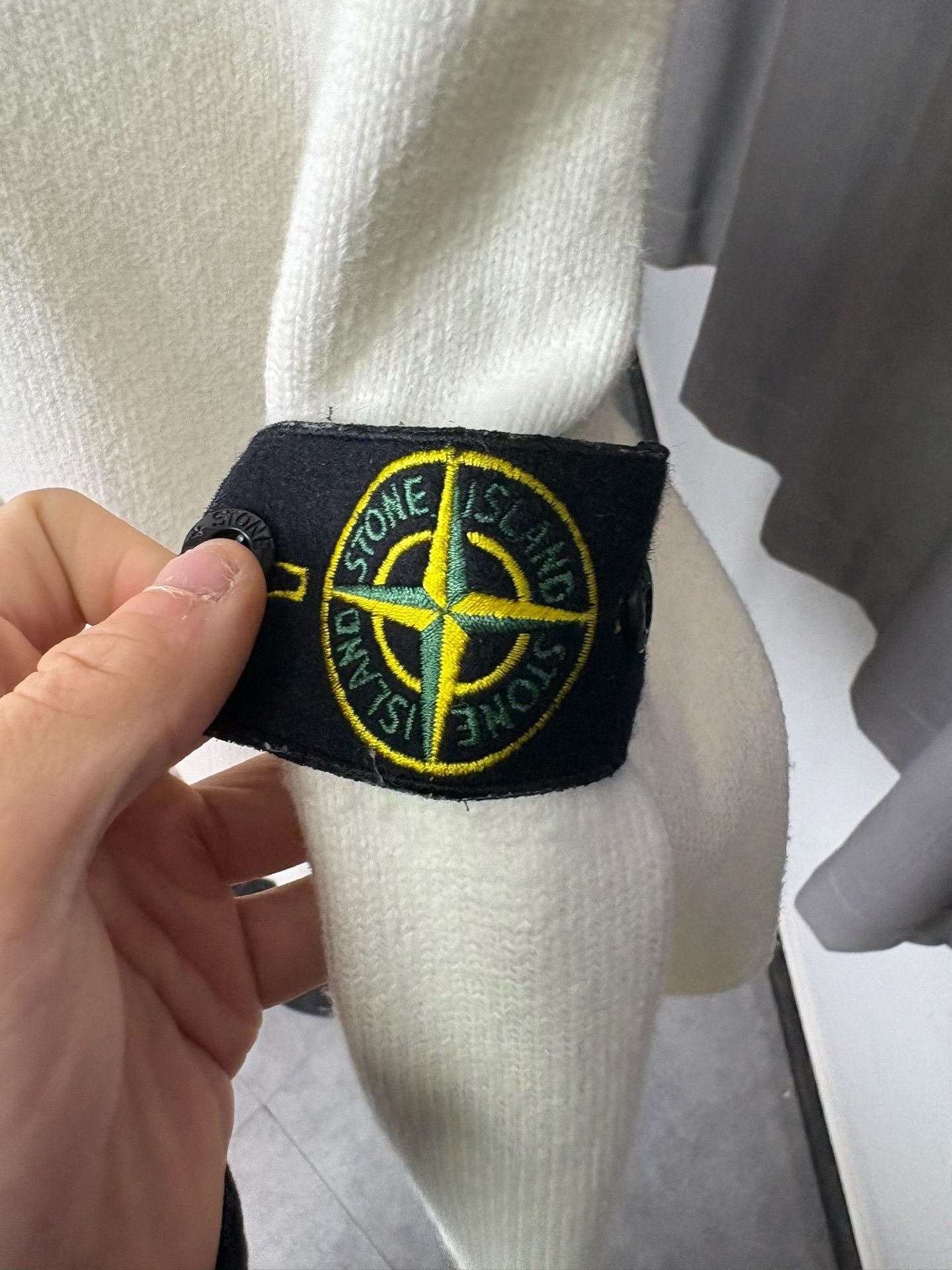 Stone Island Stone Island Wool White Sweater M Men Size US M / EU 48-50 / 2 - 2 Thumbnail