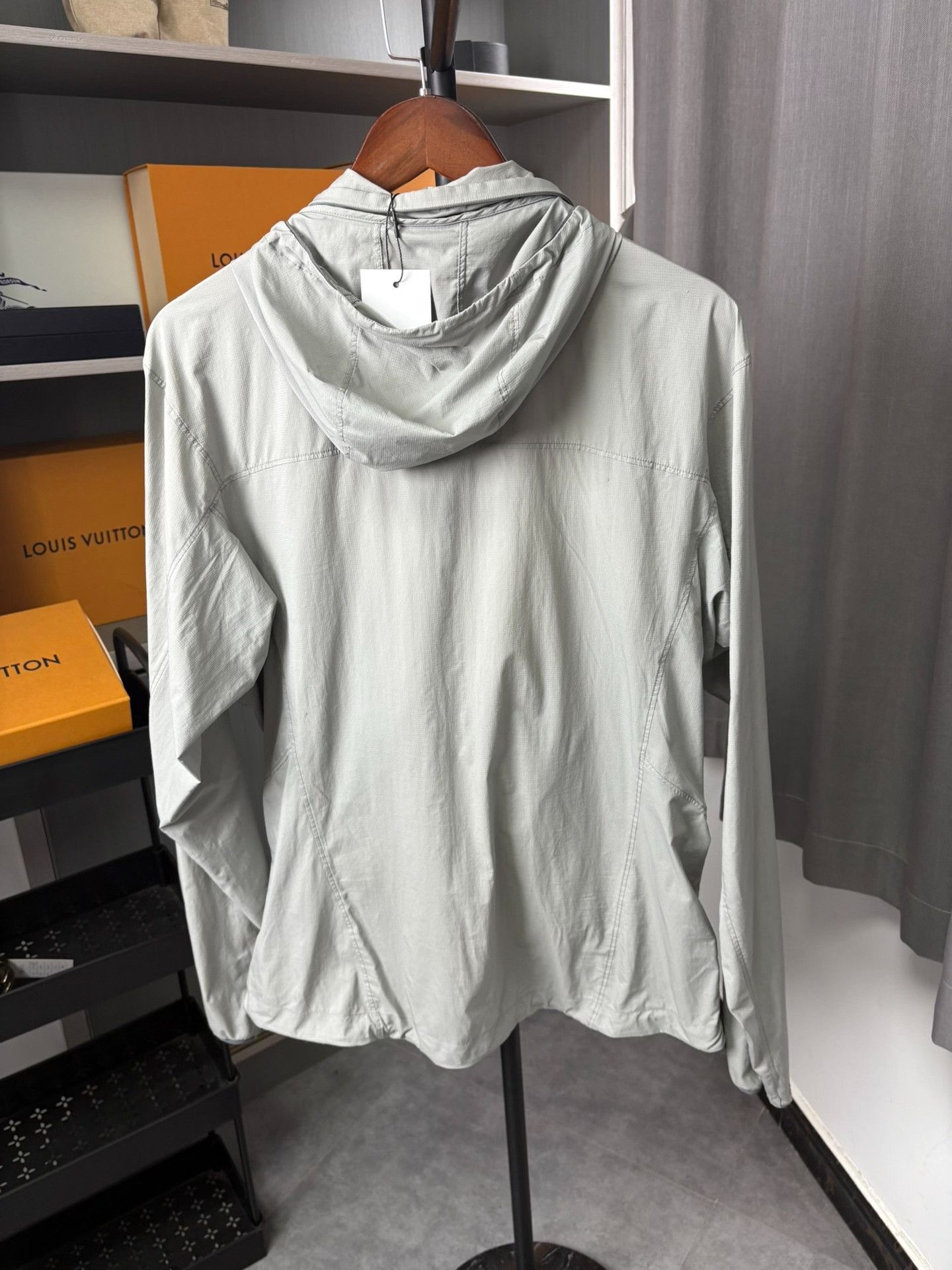 Arc'teryx Arc'teryx Gray Hoodie L Men Size US L / EU 52-54 / 3 - 4 Thumbnail