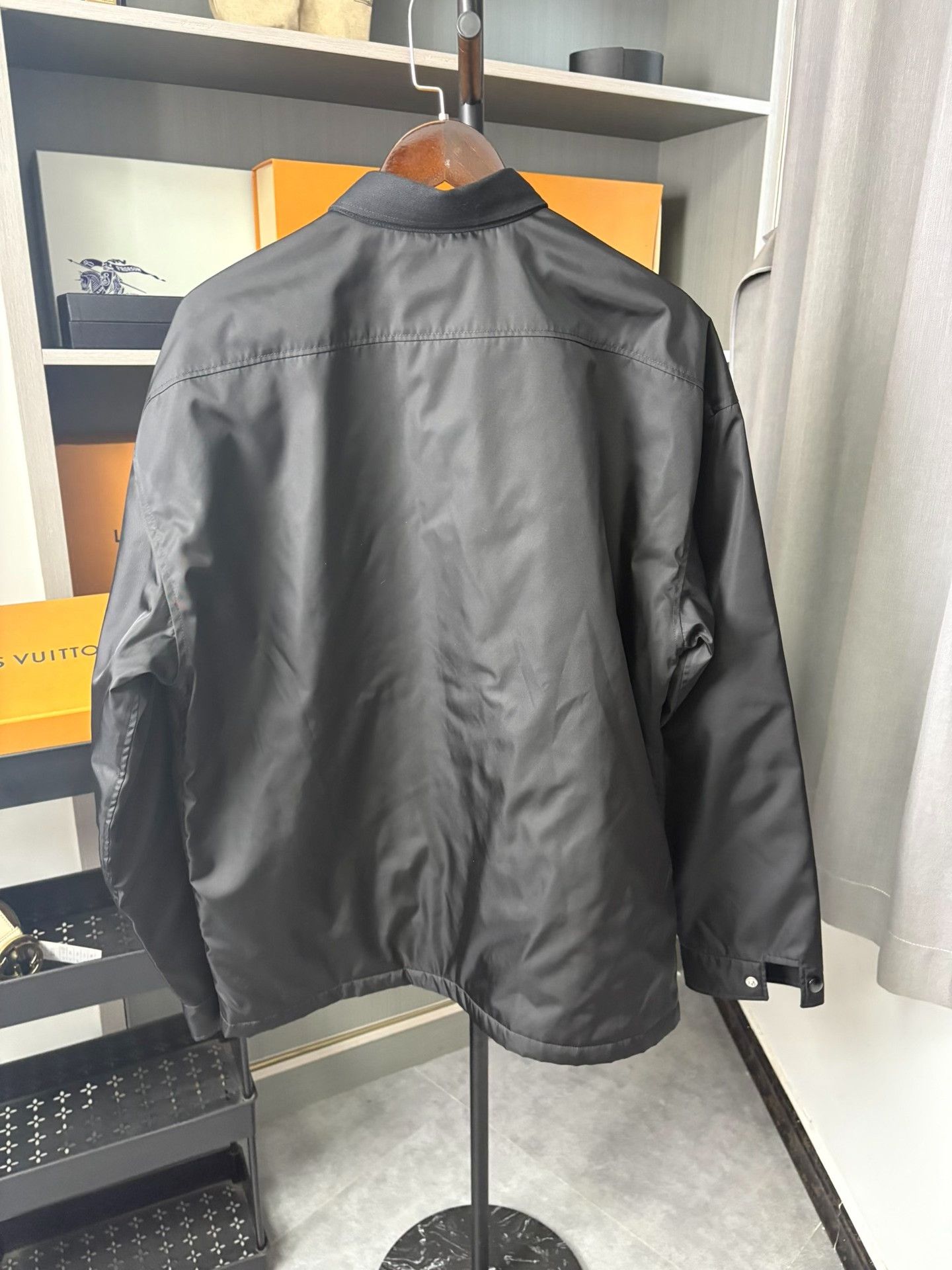 Prada Prada Black Light Jacket L Men Size US L / EU 52-54 / 3 - 5 Thumbnail