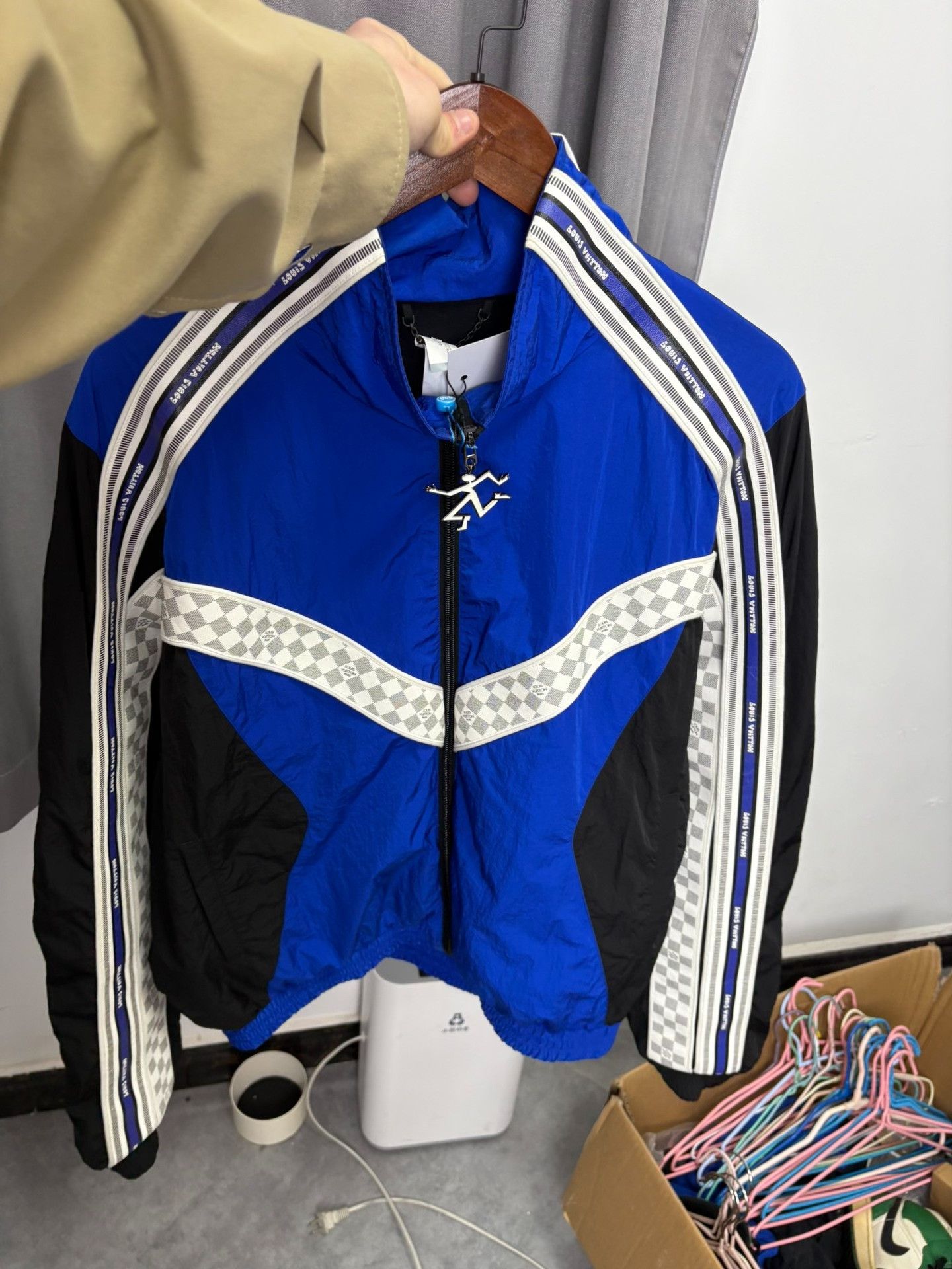 Louis Vuitton Louis Vuitton Patchwork Blue Light Jacket L Men Size US L / EU 52-54 / 3 - 7 Thumbnail