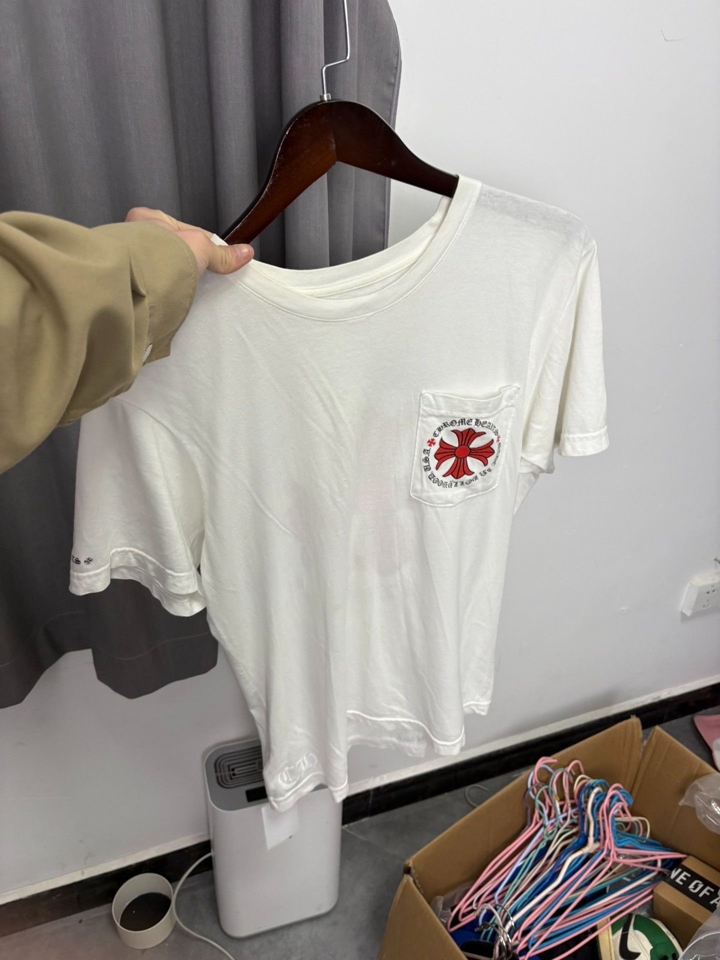 Chrome Hearts Chrome Hearts White T-Shirt M Men Size US M / EU 48-50 / 2 - 9 Thumbnail