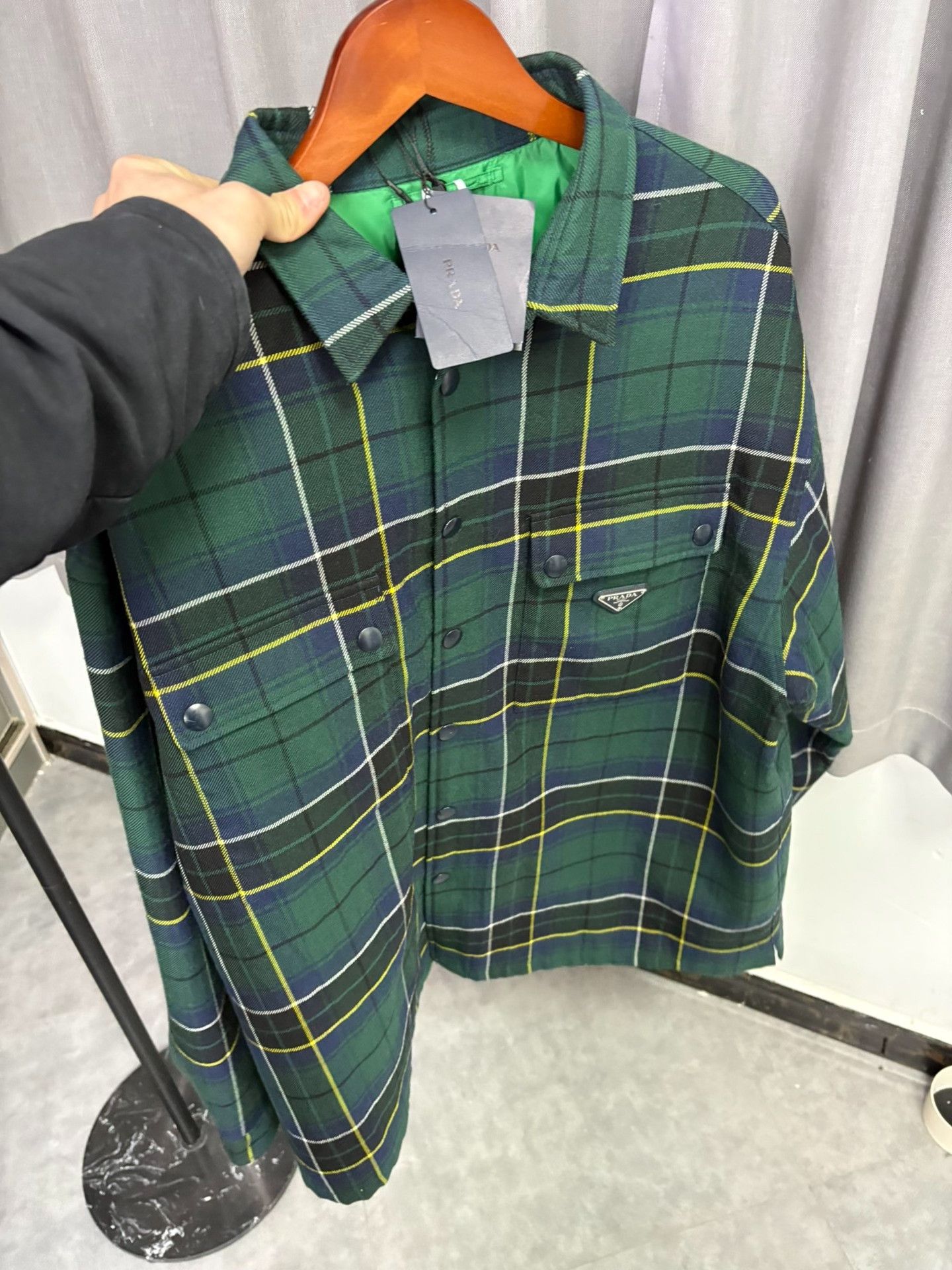 Prada Prada Plaid Shirt XL Men Size US XL / EU 56 / 4 - 5 Thumbnail